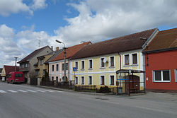 Žár