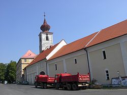 Trhanov